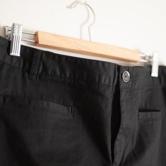 GAP | BLACK SHORTS - Picture 4 of 4